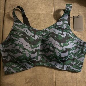 Knix catalyst sports bra